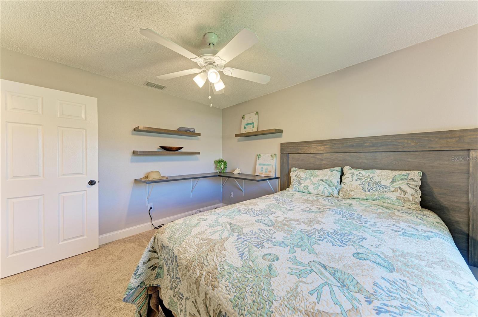 3200 MEADOW RUN DR — photo 28