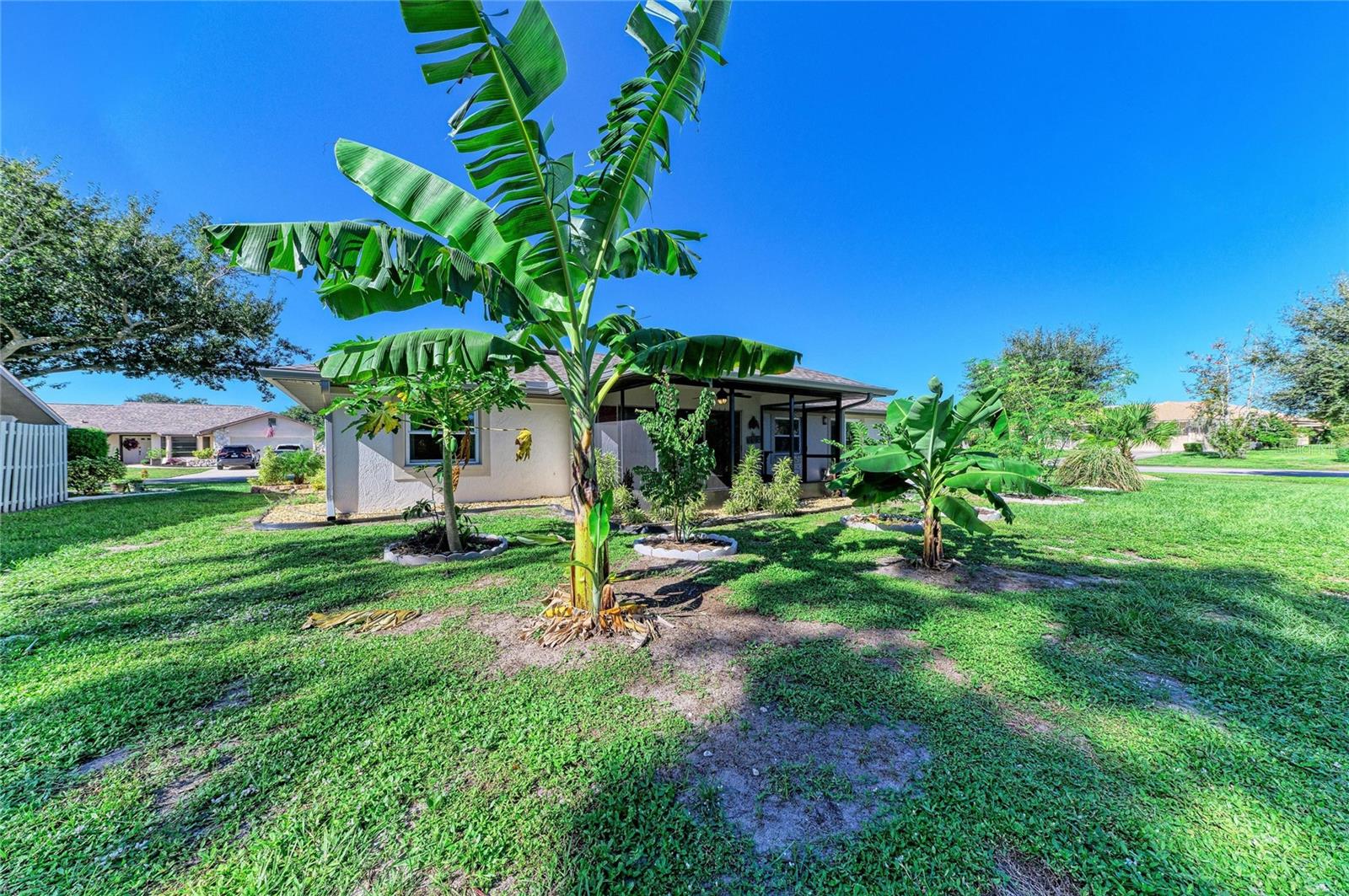 3200 MEADOW RUN DR — photo 38