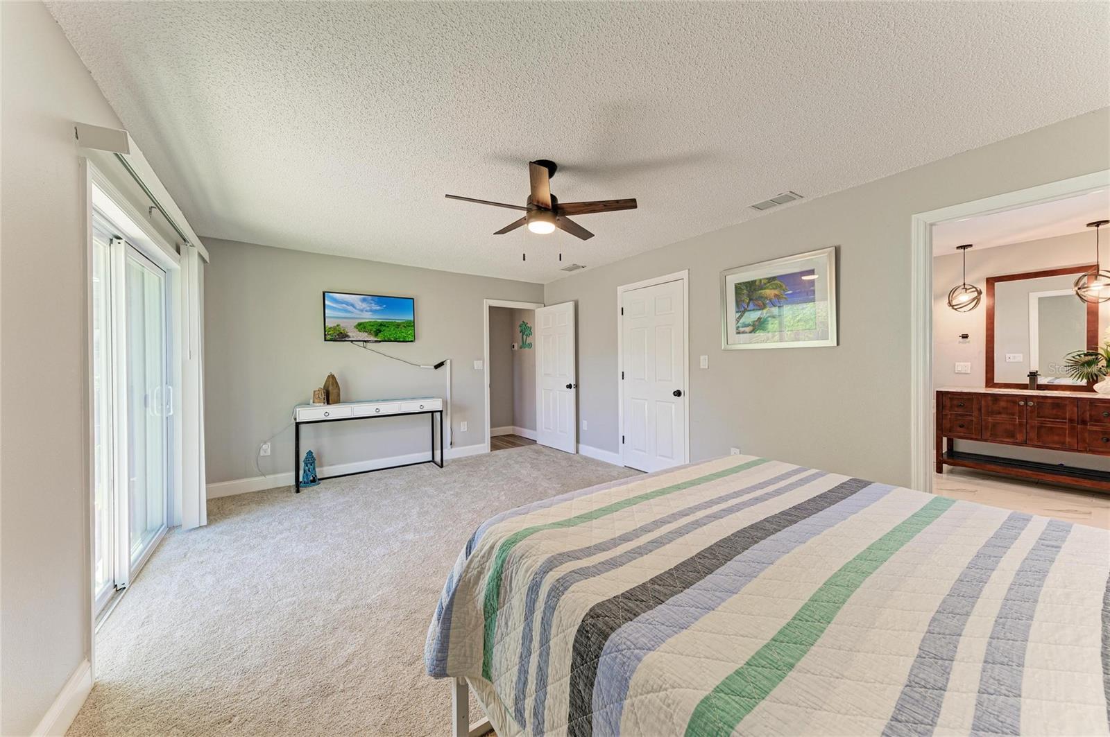 3200 MEADOW RUN DR — photo 21