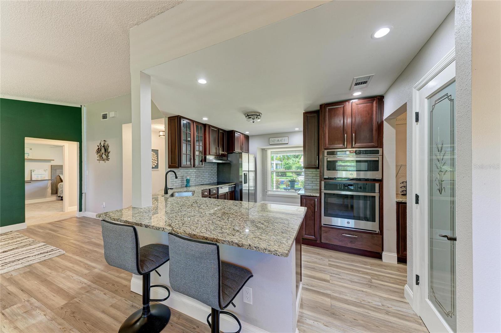 3200 MEADOW RUN DR — photo 14