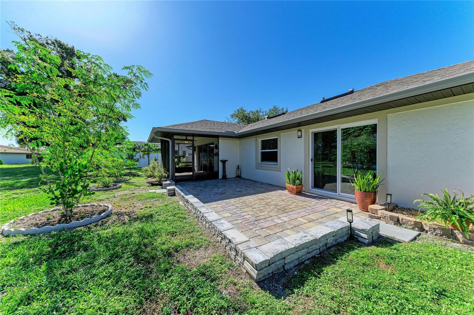 3200 MEADOW RUN DR — photo 36