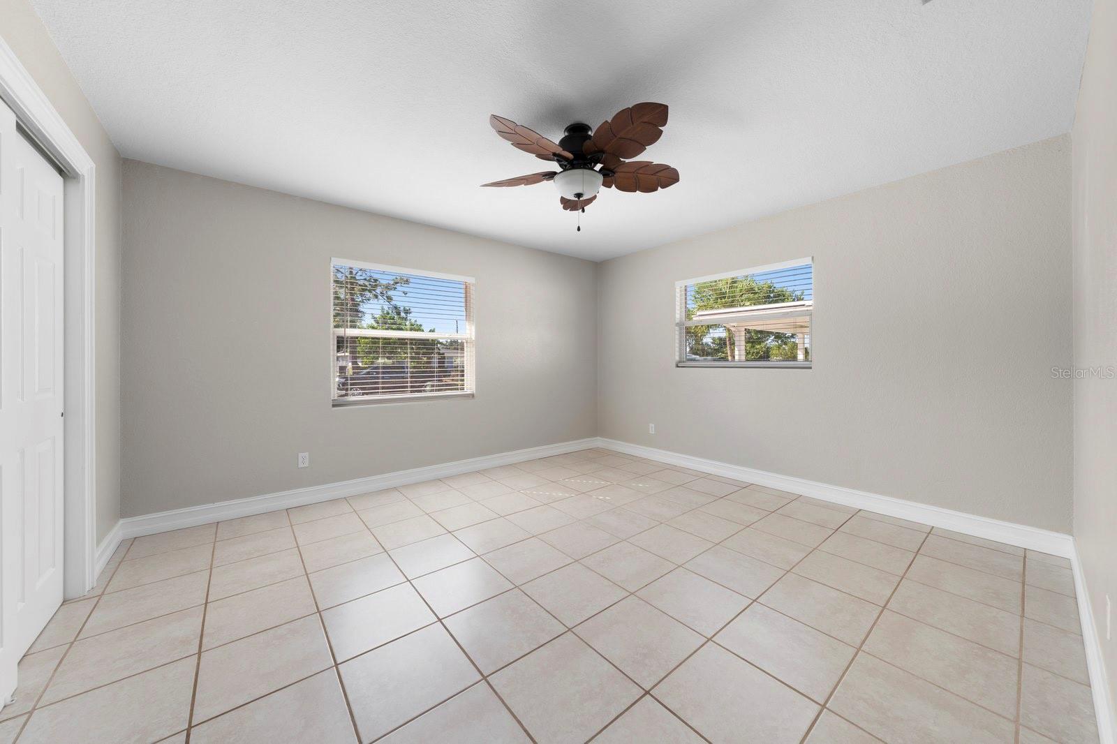 1039 MADISON ST — photo 13