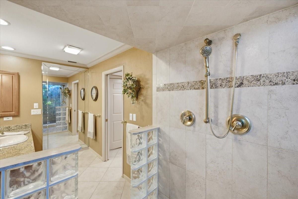 3168 MASTERS DR — photo 35