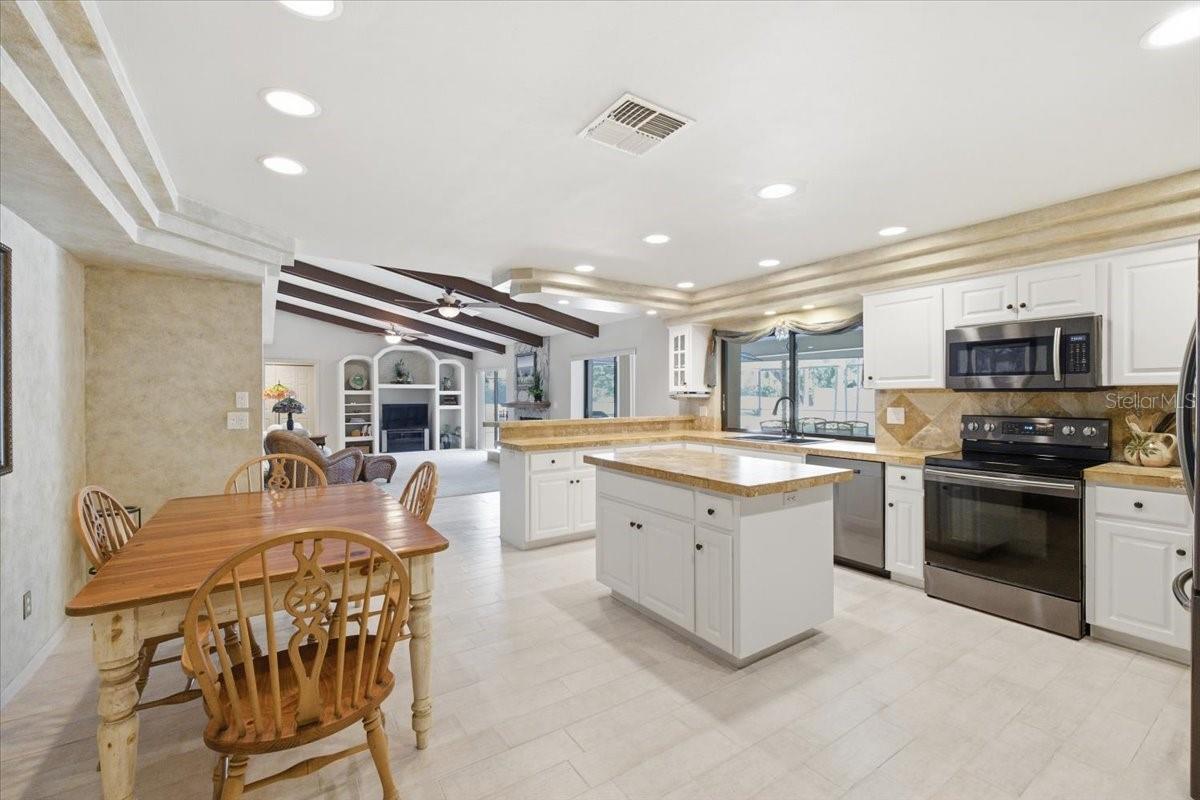 3168 MASTERS DR — photo 14