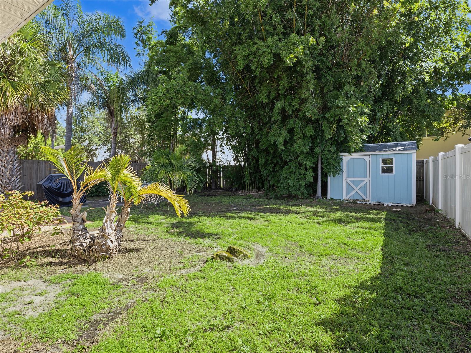 210 BRIGGS CT — photo 16