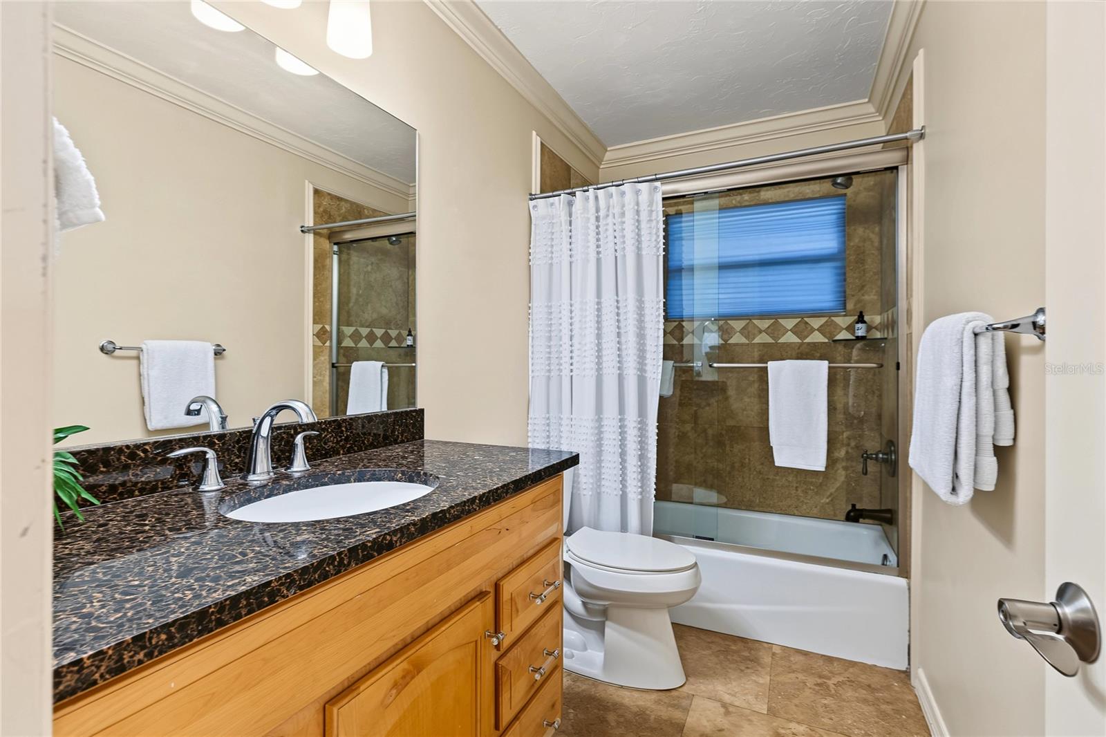 3013 JENNINGS DR — photo 23