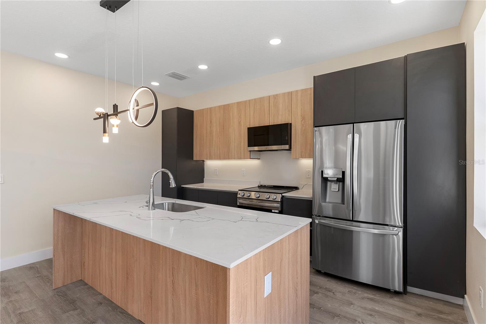 8403 MODANO PL — photo 9