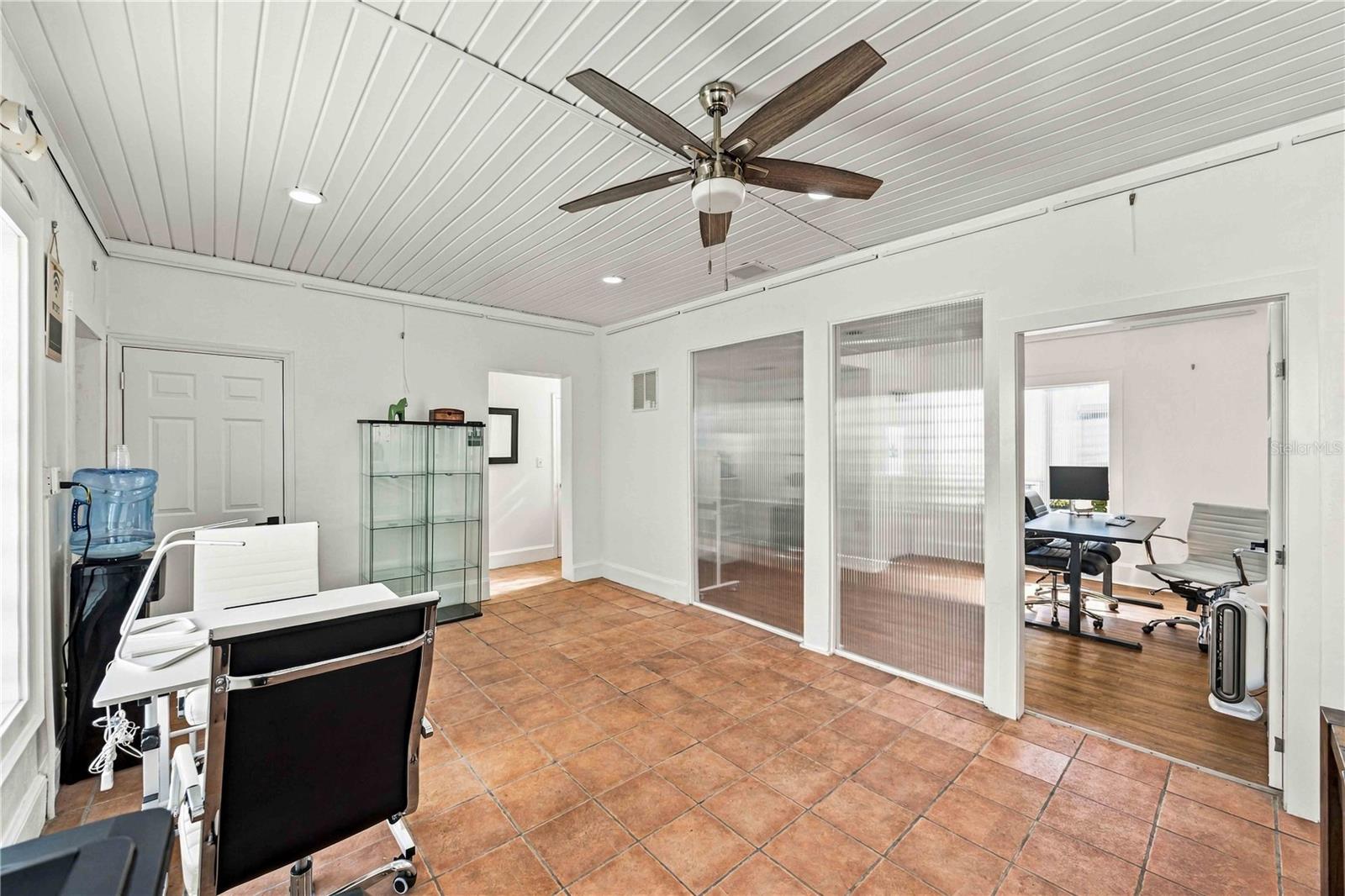417 BURNS CT — photo 20