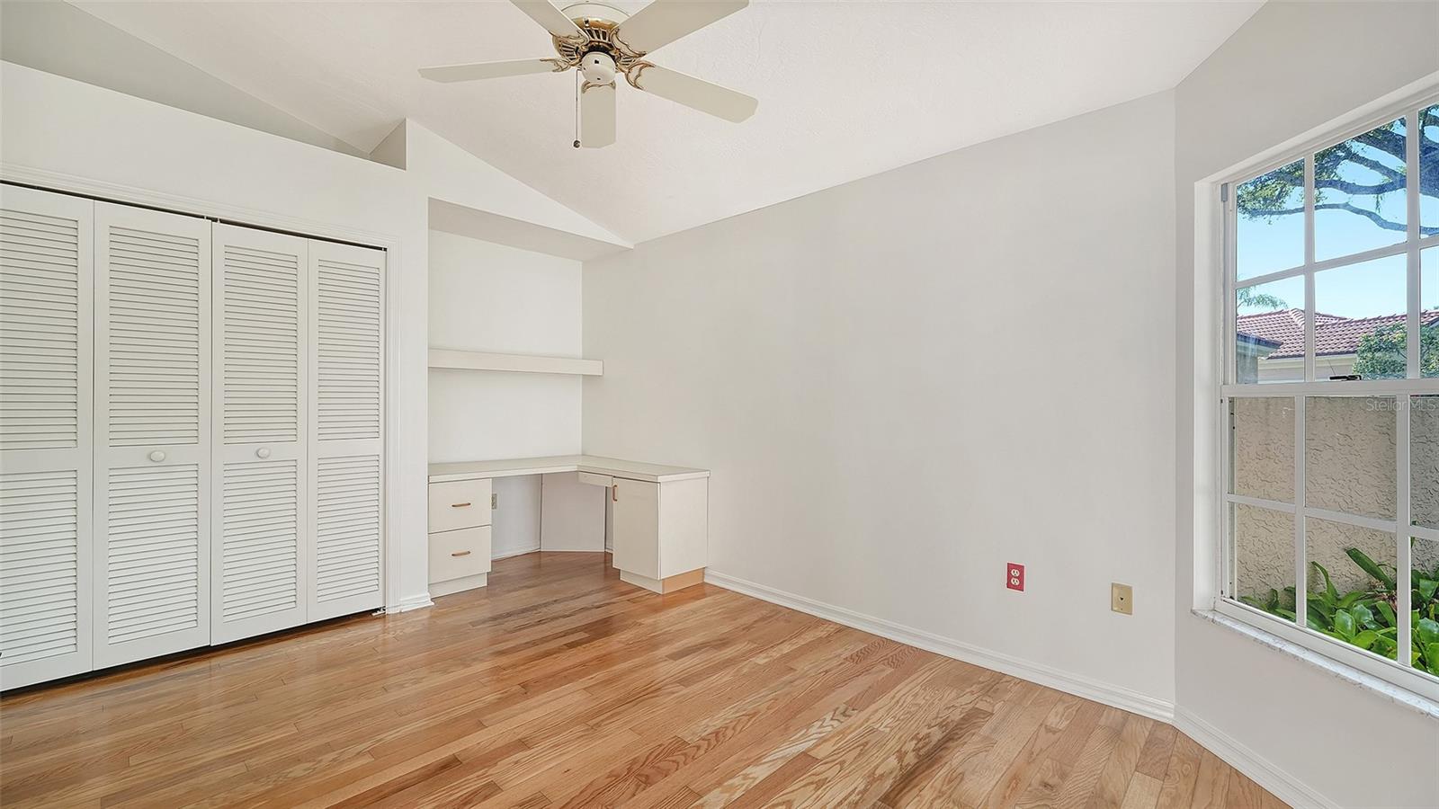 3944 LYNDHURST CT — photo 20