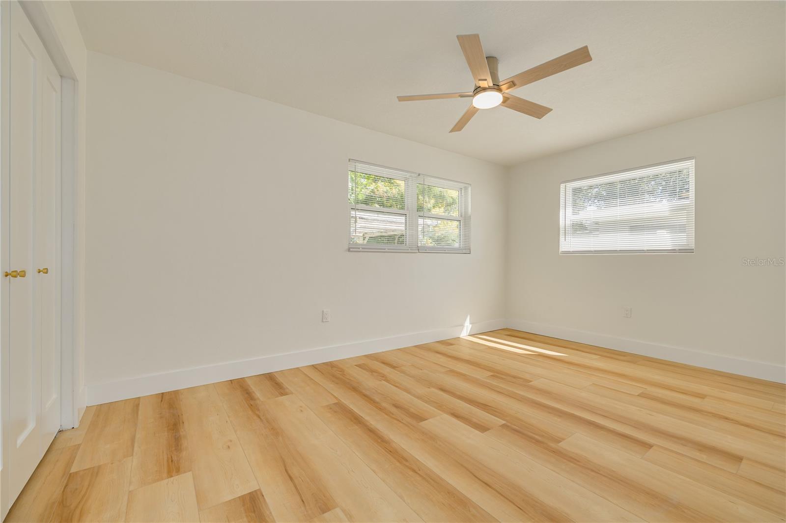 1479 S EVERGREEN AVE — photo 20