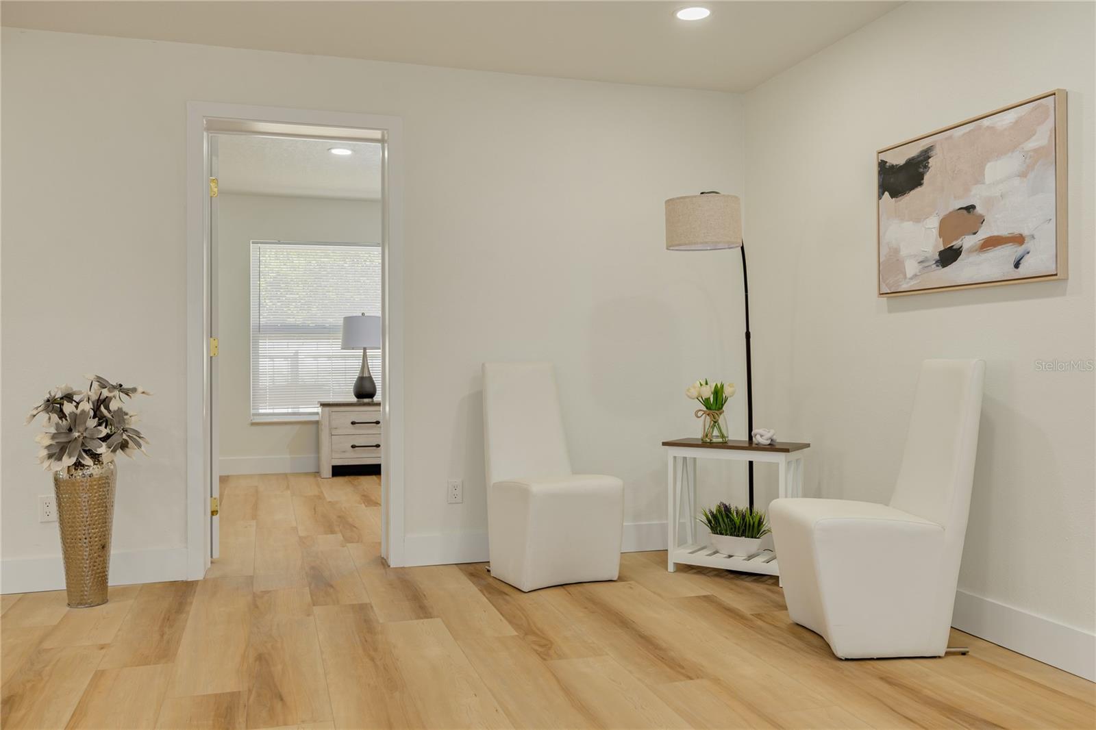 1479 S EVERGREEN AVE — photo 8