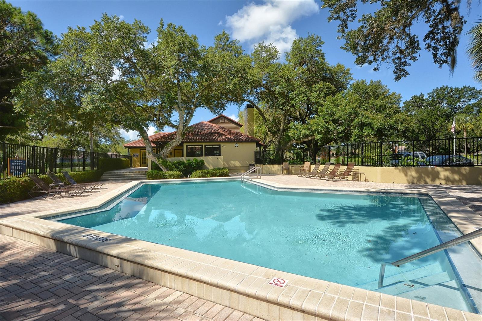 4409 OAK VIEW DR — photo 83