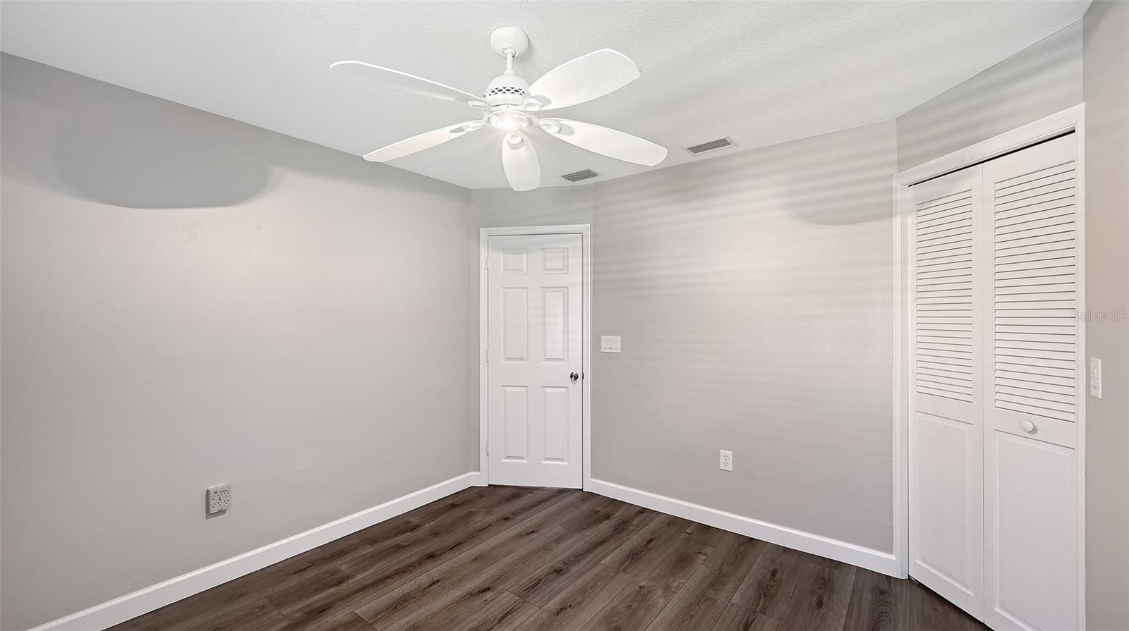 4409 OAK VIEW DR — photo 47