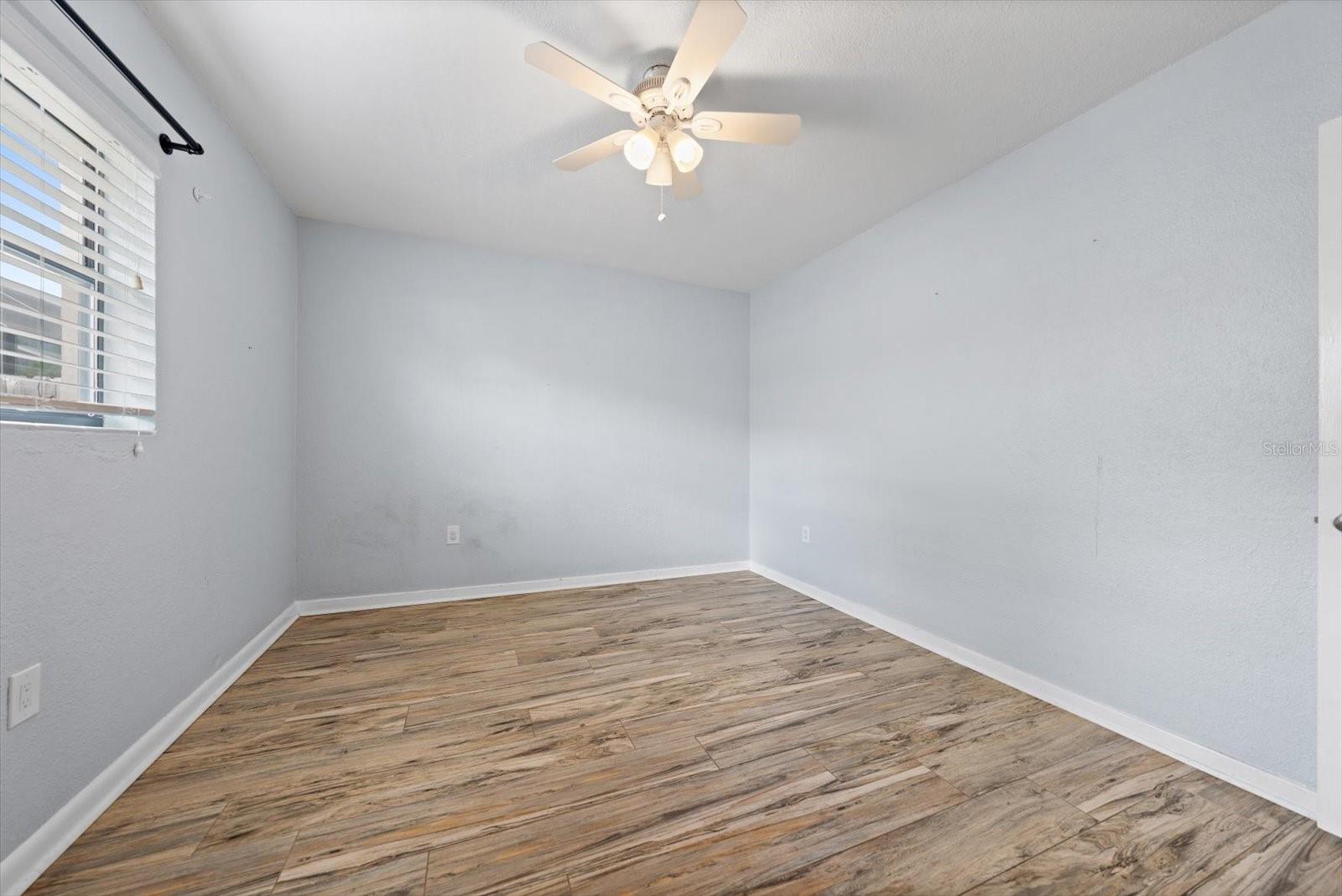 220 UNION ST — photo 22