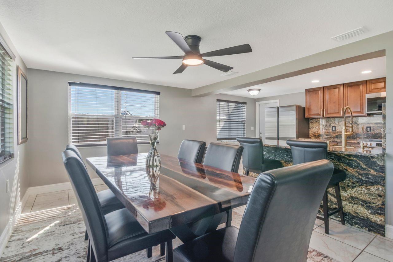 5735 MOSAIC DR — photo 8