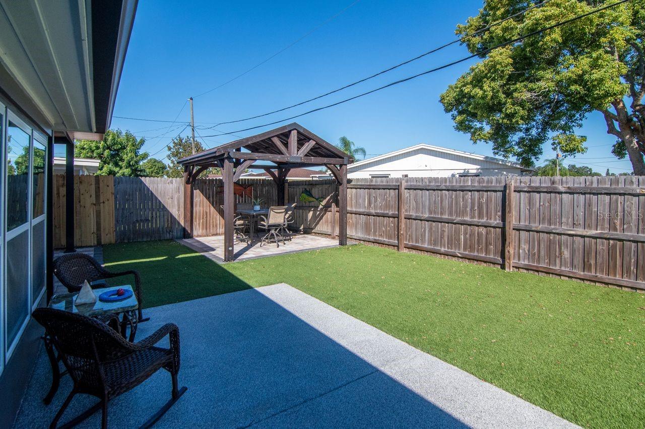 5735 MOSAIC DR — photo 39