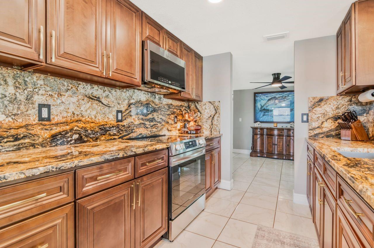 5735 MOSAIC DR — photo 7