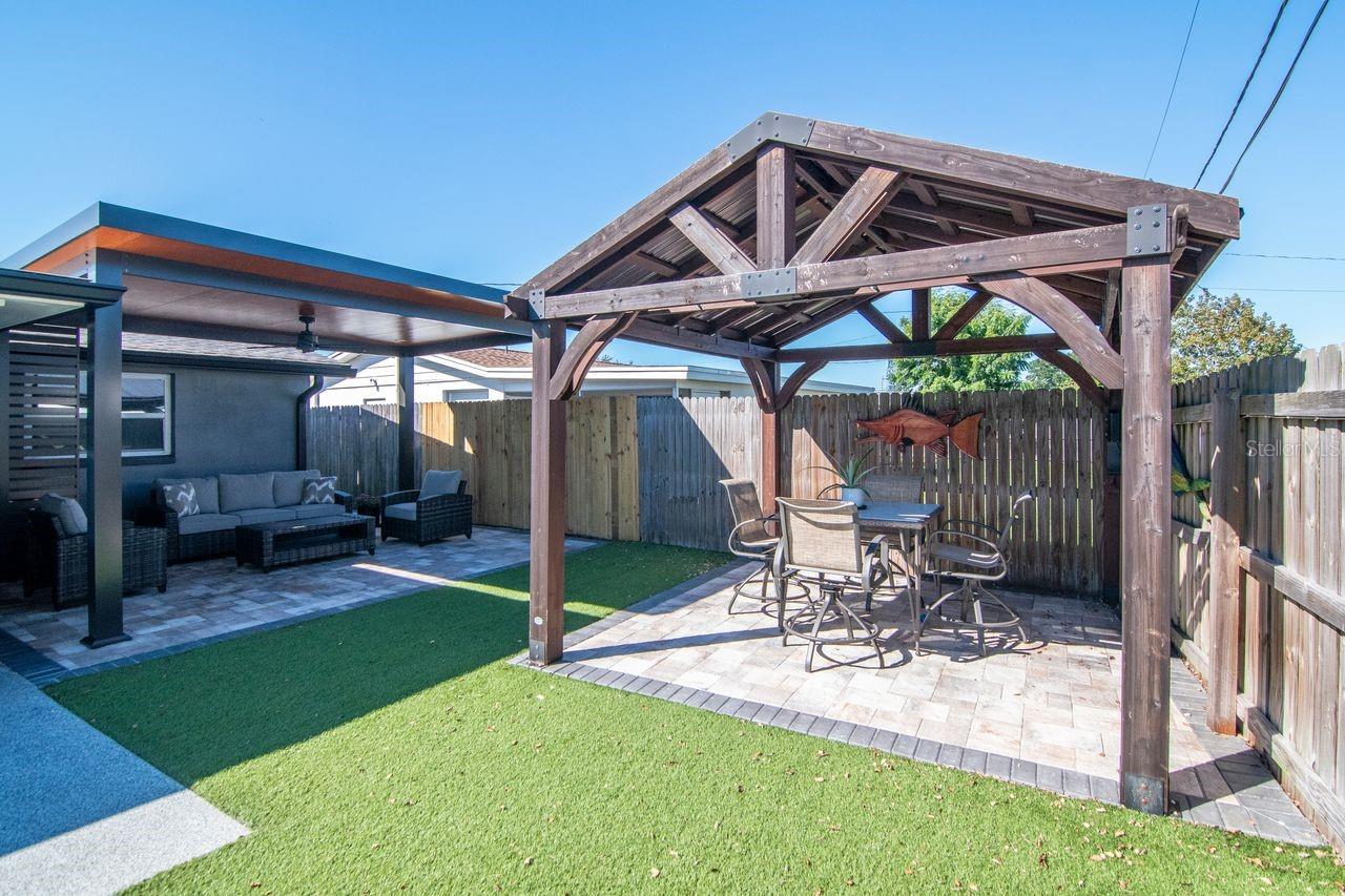 5735 MOSAIC DR — photo 11