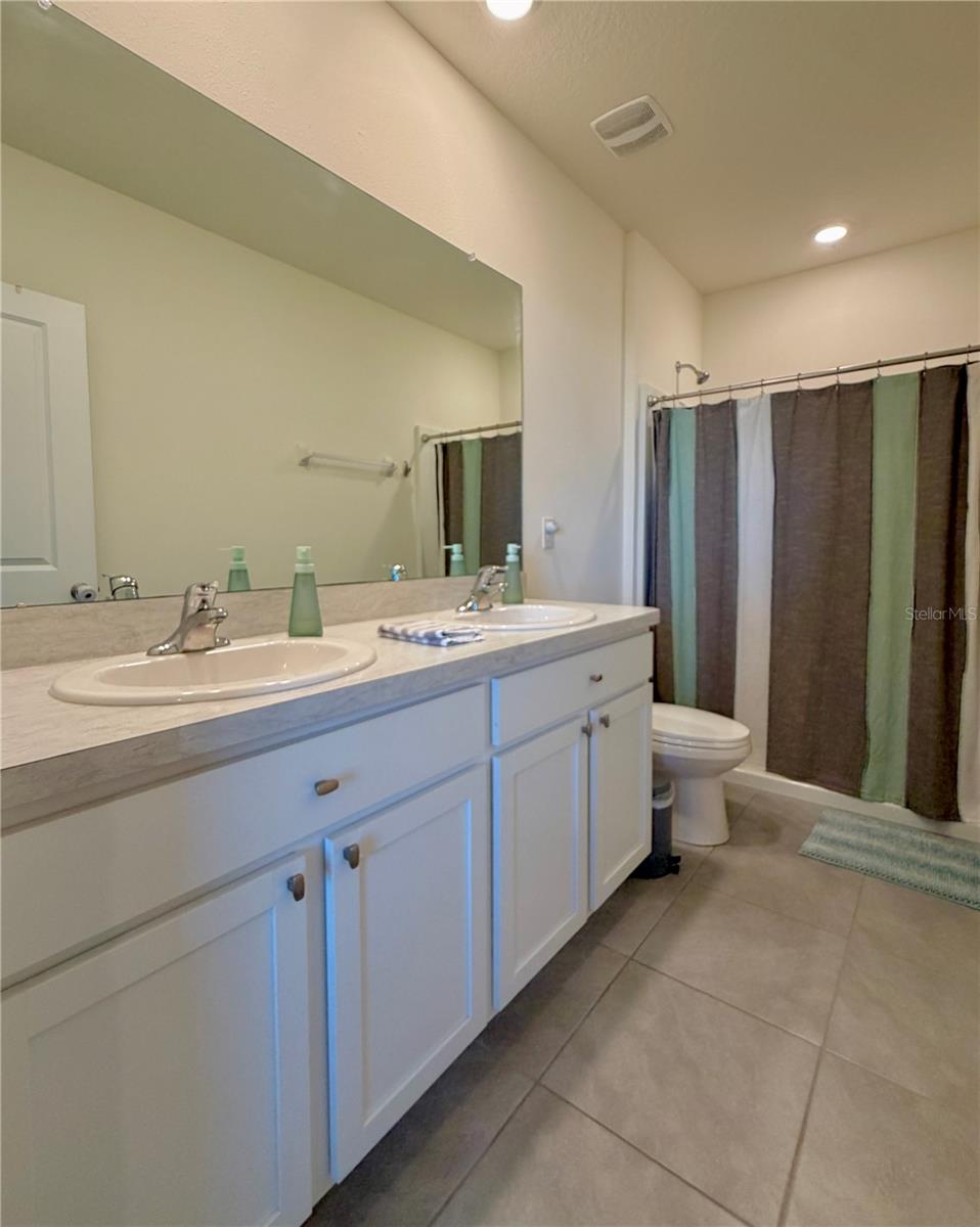 33075 FROSTED CLOVER WAY — photo 16