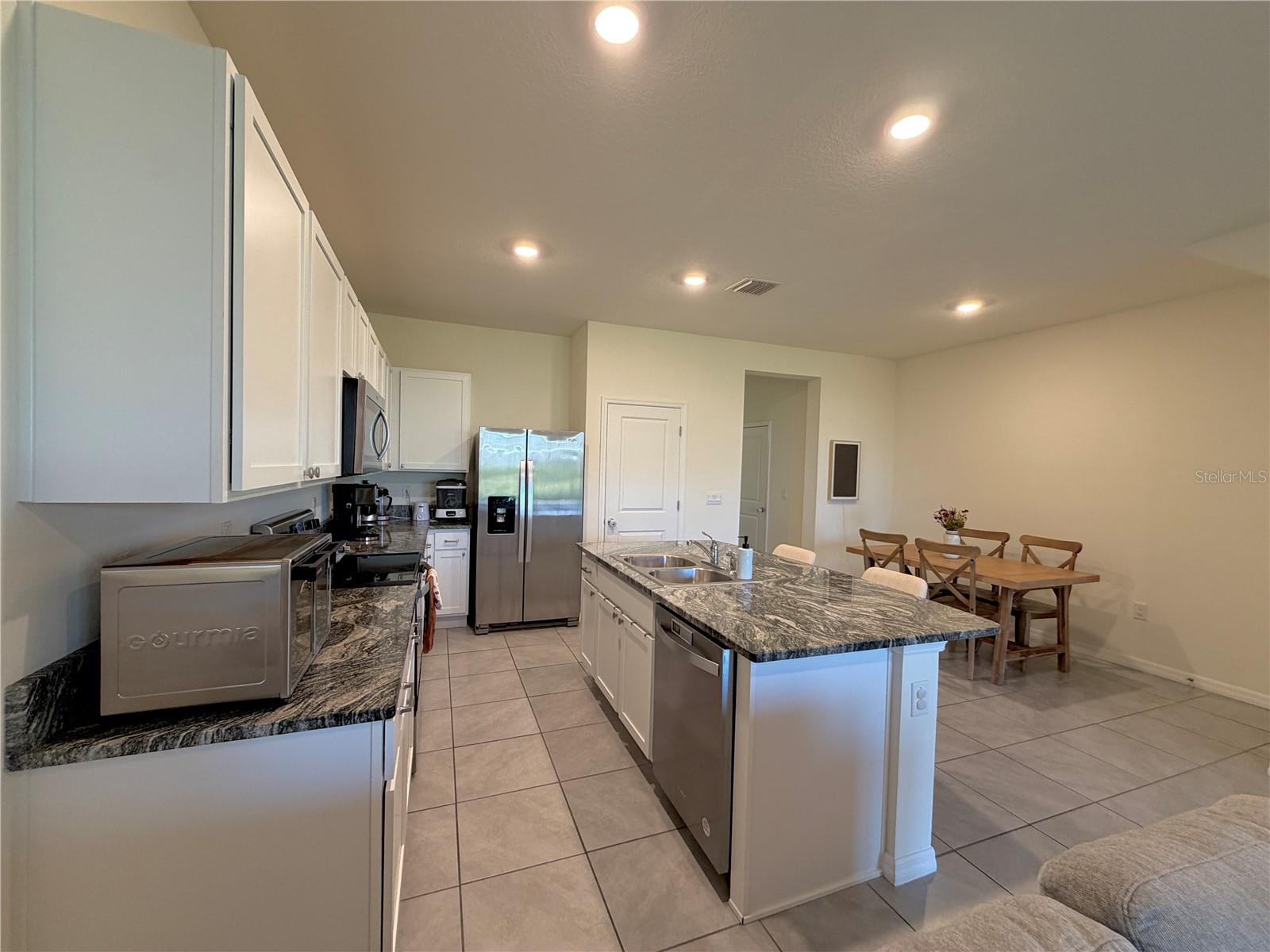 33075 FROSTED CLOVER WAY — photo 5