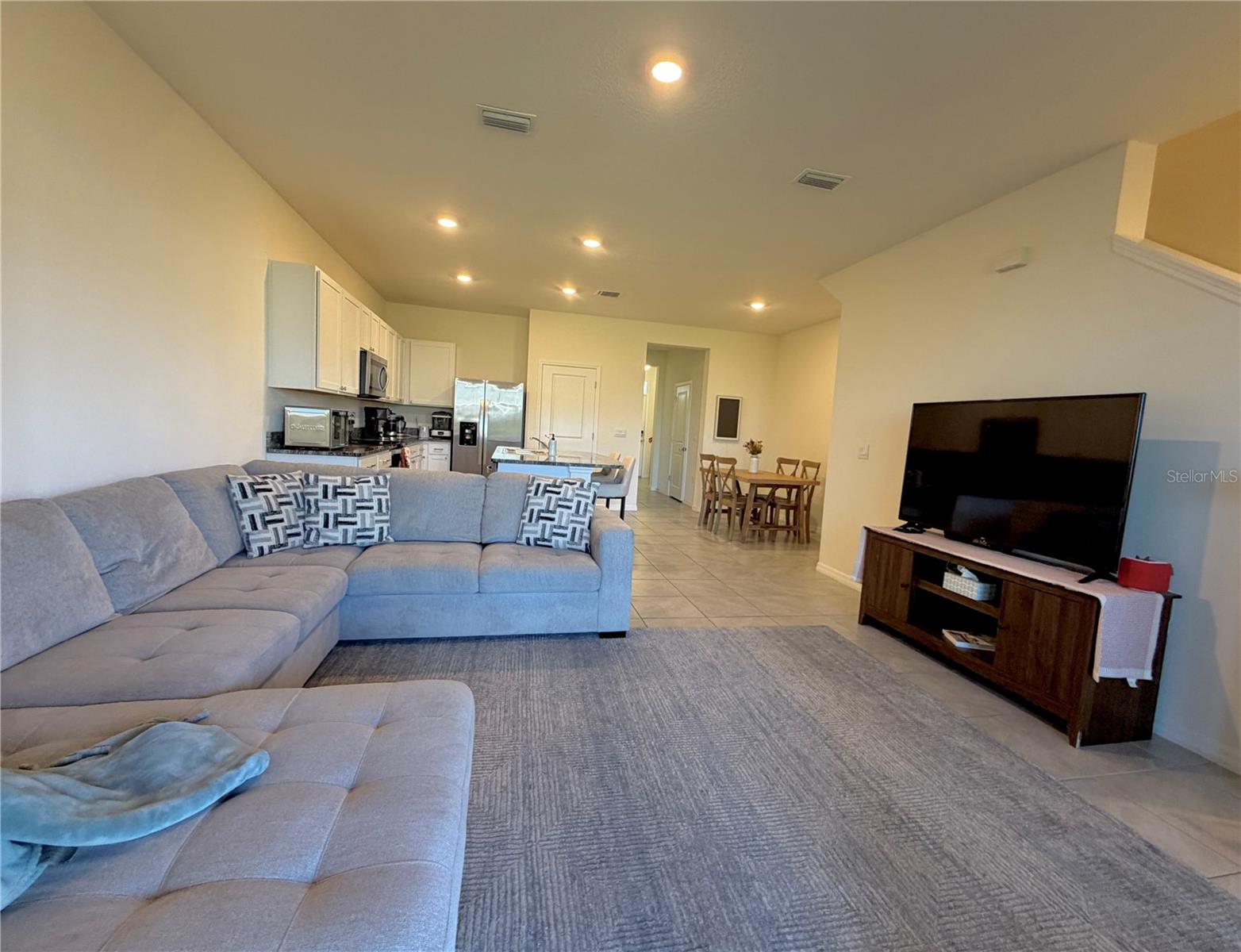 33075 FROSTED CLOVER WAY — photo 8