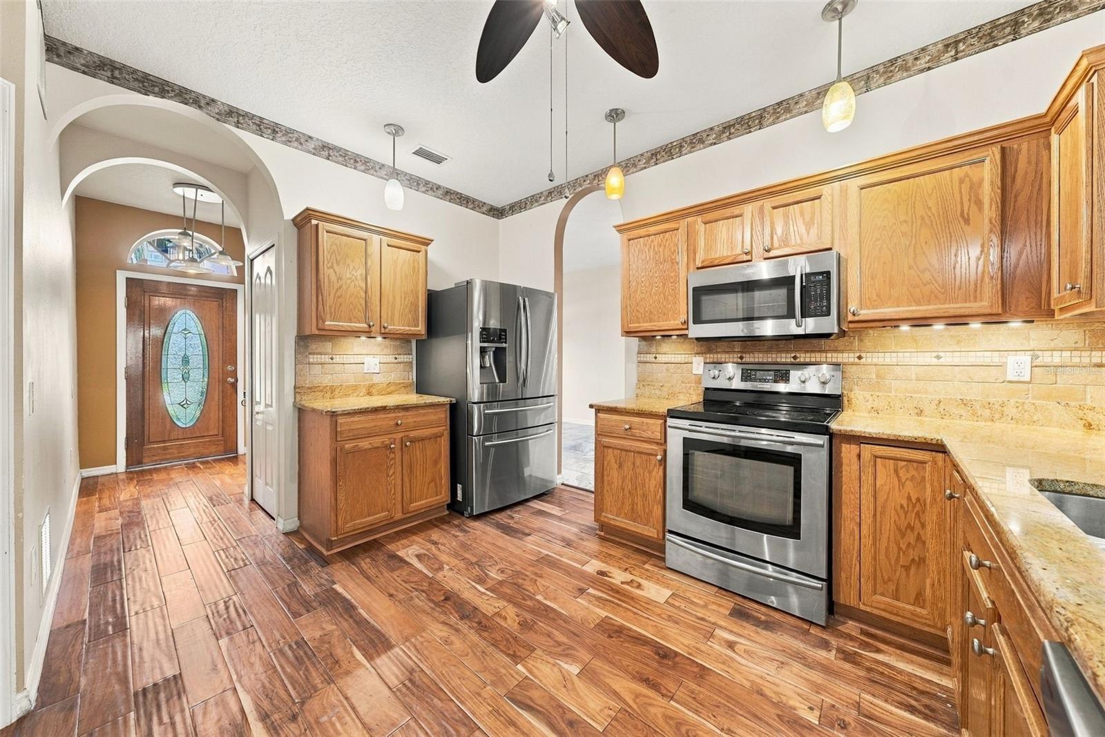 4421 TARKINGTON DR — photo 11