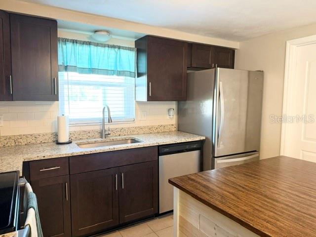 7910 ILEX DR — photo 22