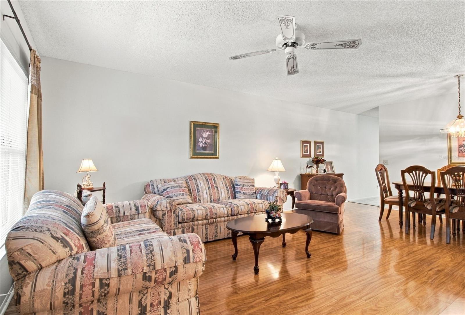 2221 NORWEGIAN DR #27 — photo 4