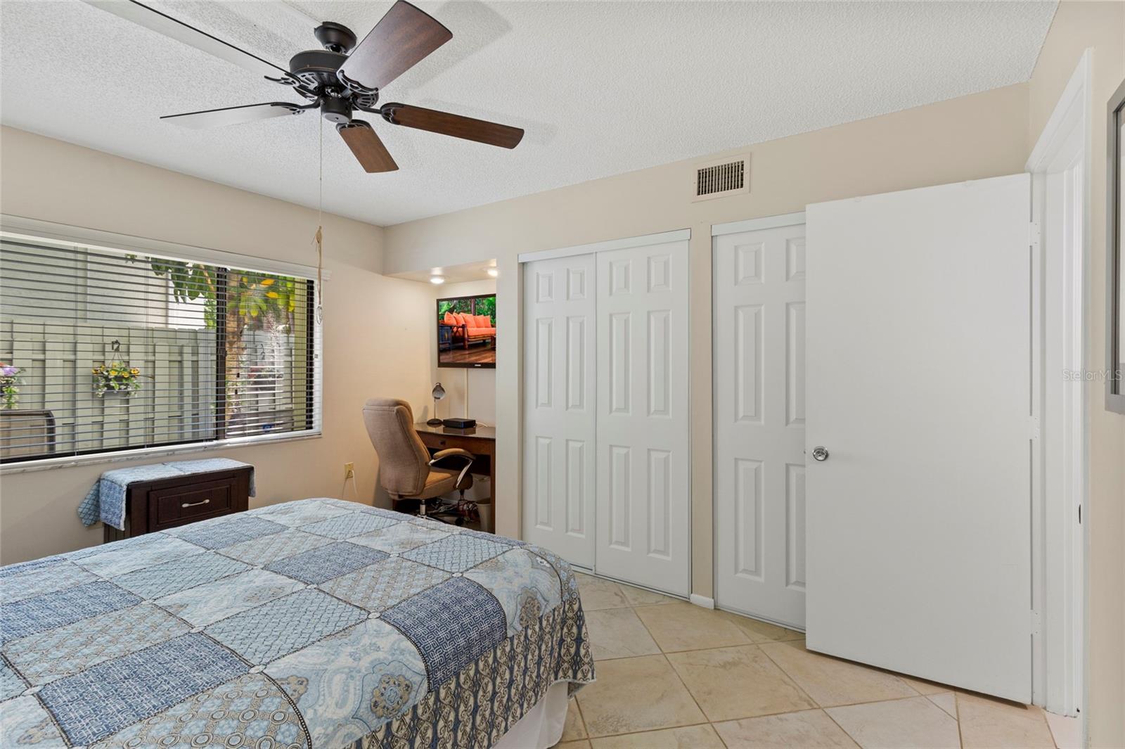 6703 MIDNIGHT PASS RD #101 — photo 20