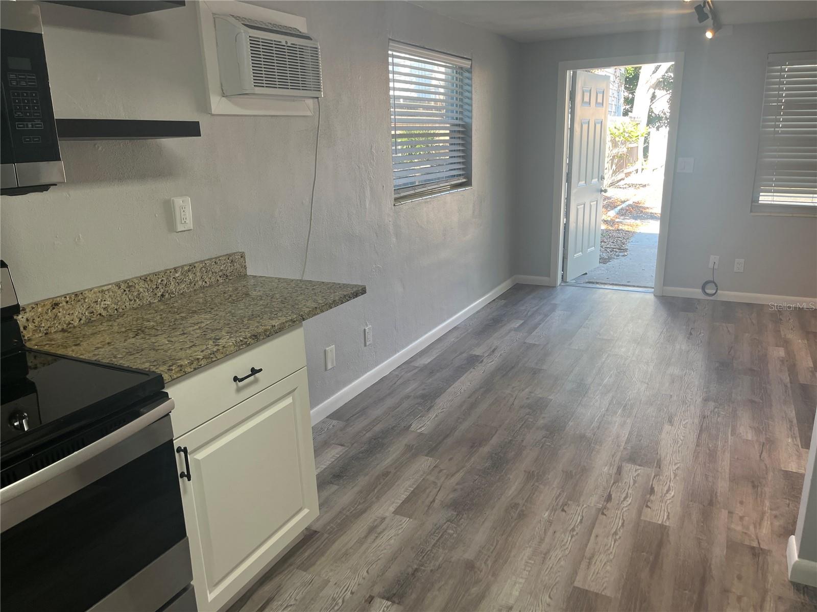 115 CLEVELAND AVE — photo 51