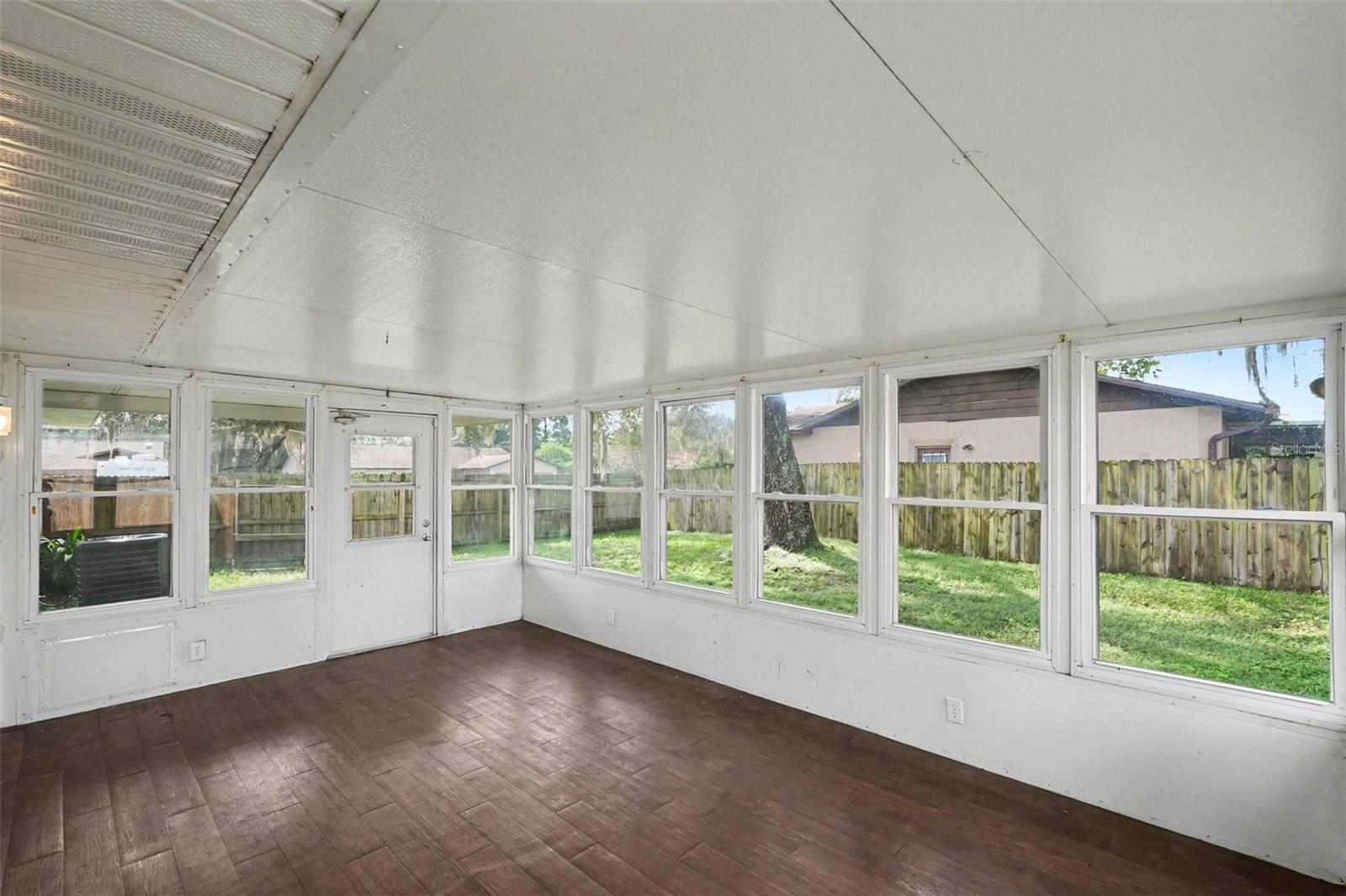 5202 GARNER PL — photo 15