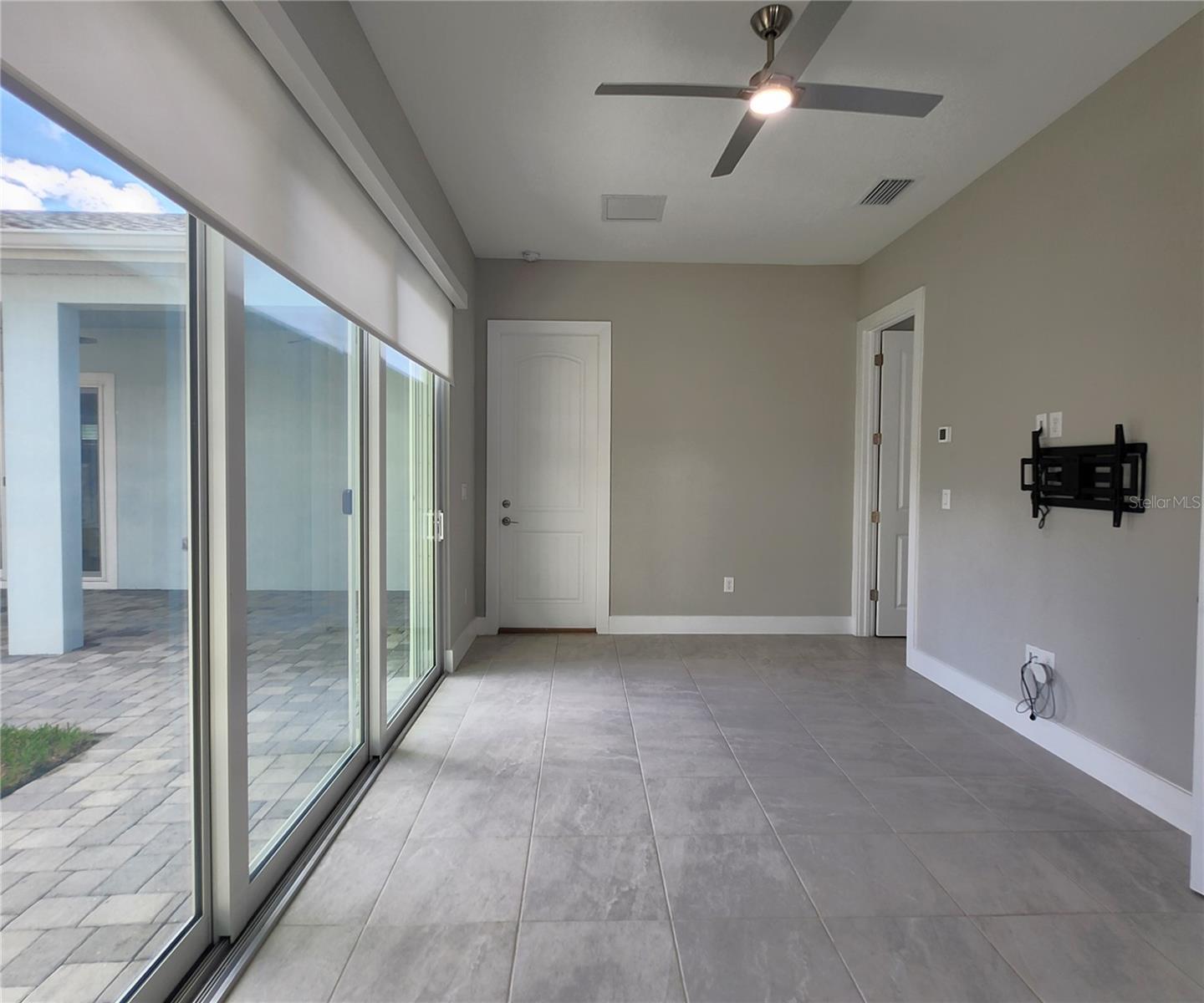 8896 DRUMMER PLANK DR — photo 18