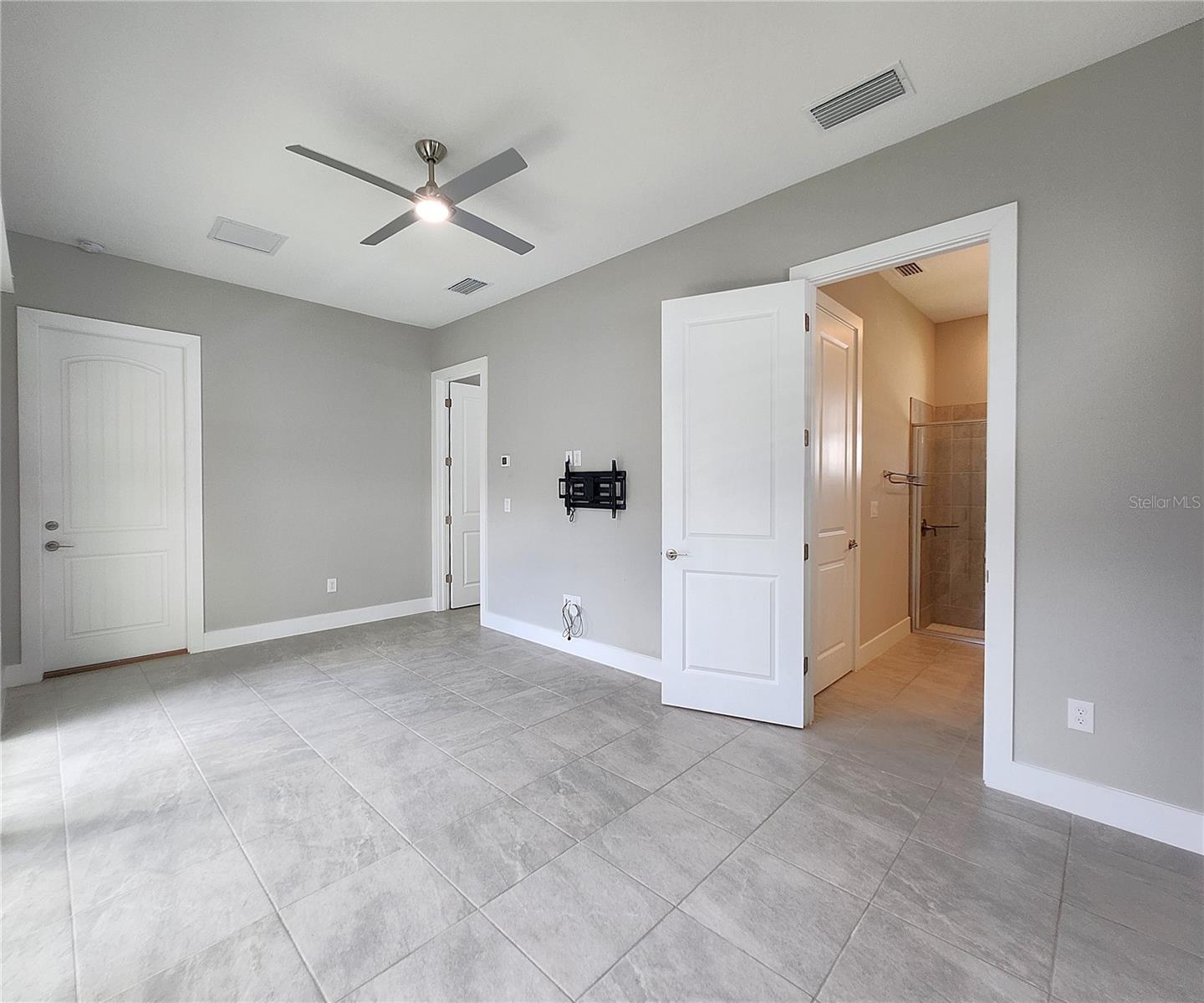 8896 DRUMMER PLANK DR — photo 21