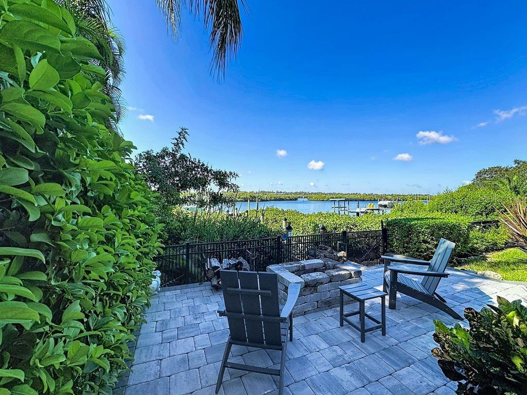 Home in BRADENTON — photo 12