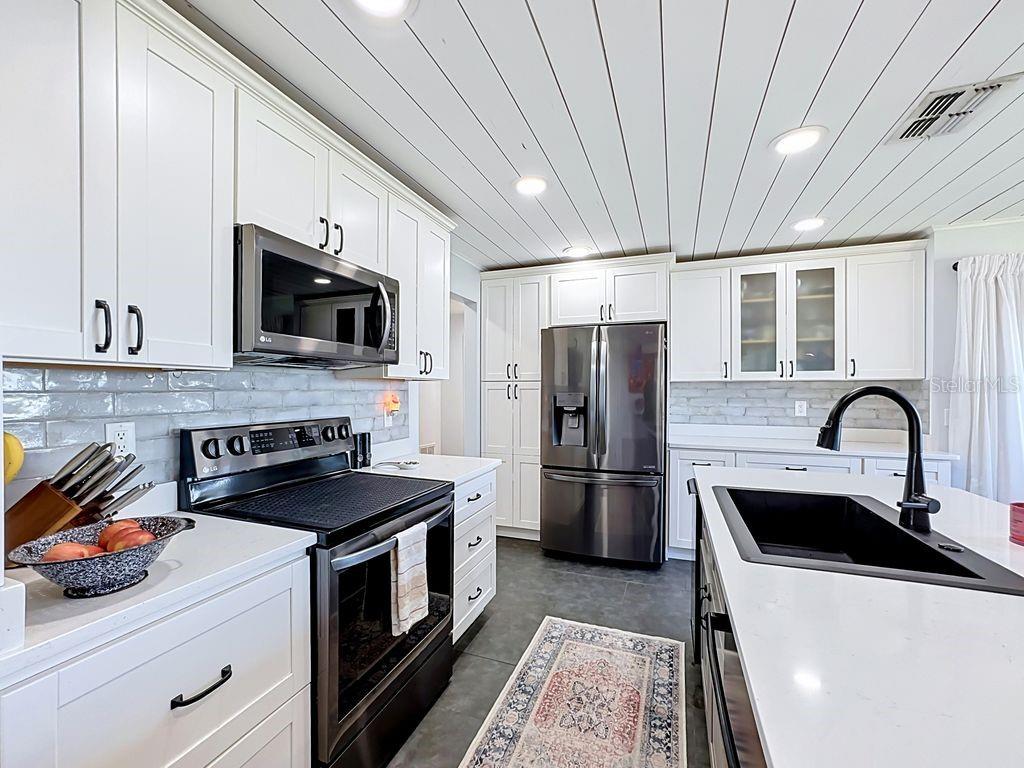 Home in BRADENTON — photo 32