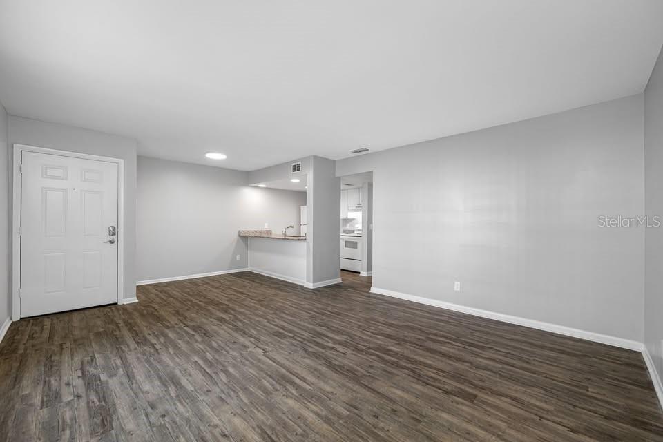 5902 E 122ND AVE #203 — photo 2