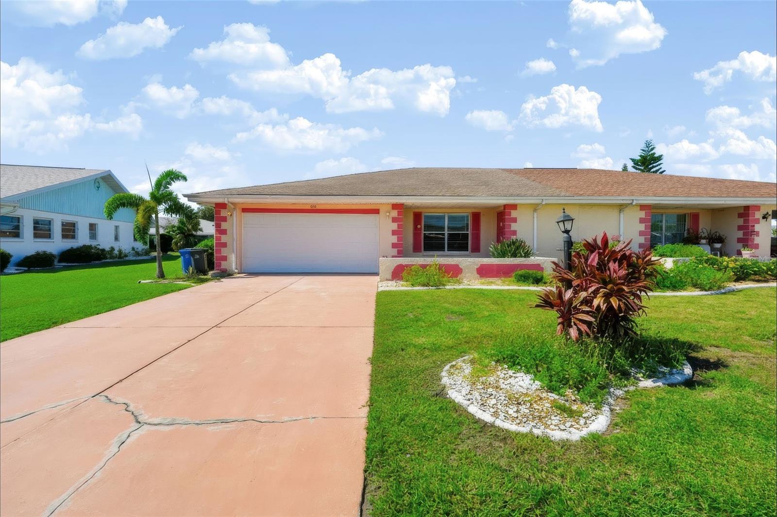 303 GREEN MANOR DR — photo 2