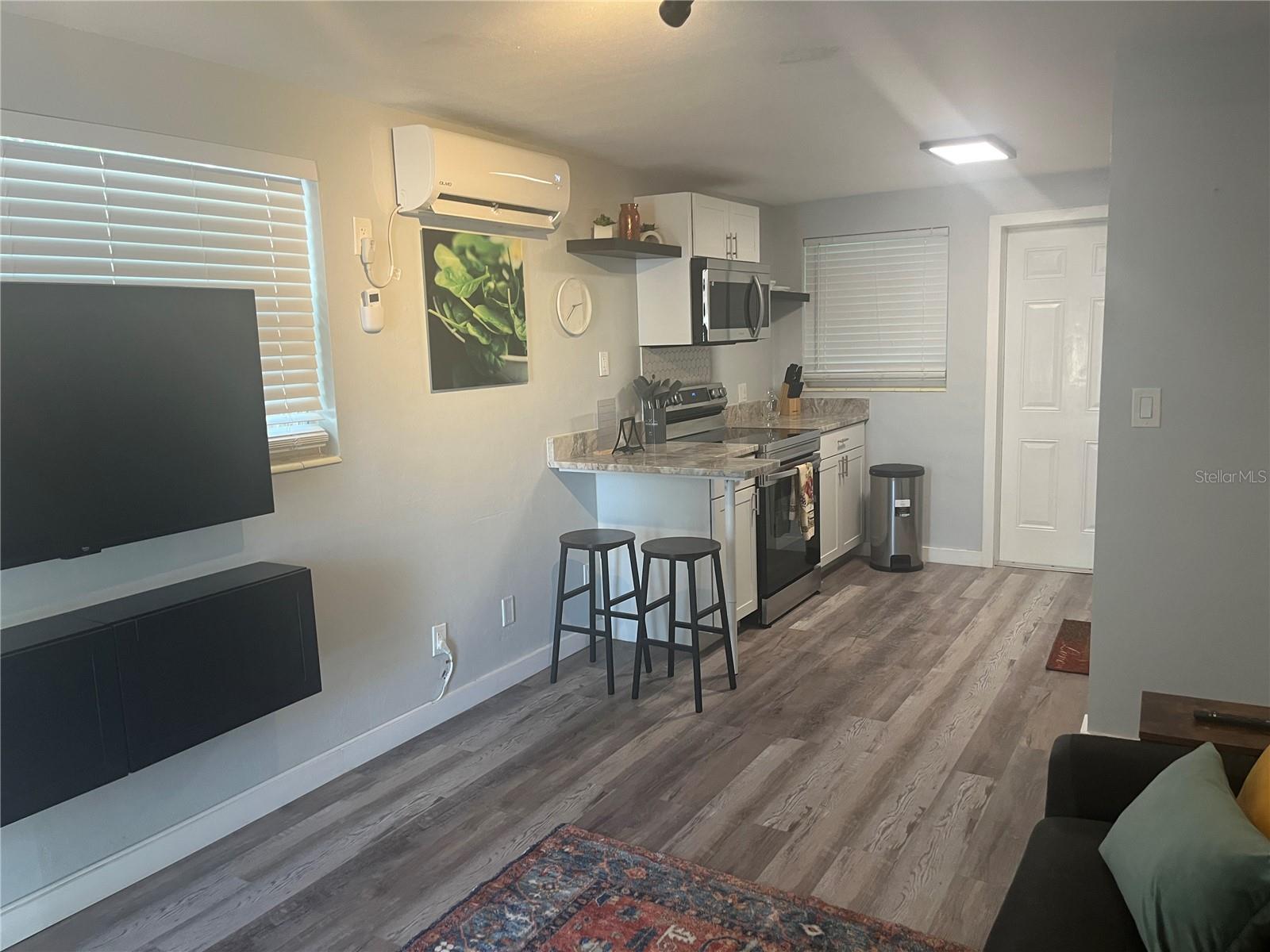 115 CLEVELAND AVE — photo 6
