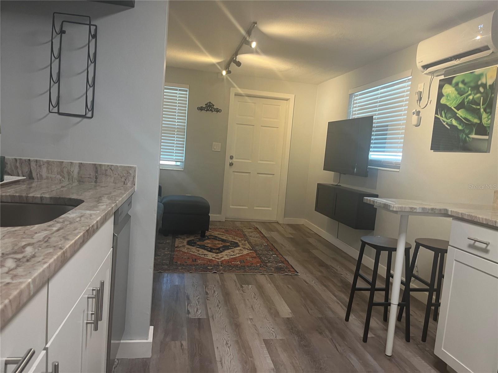 115 CLEVELAND AVE — photo 8