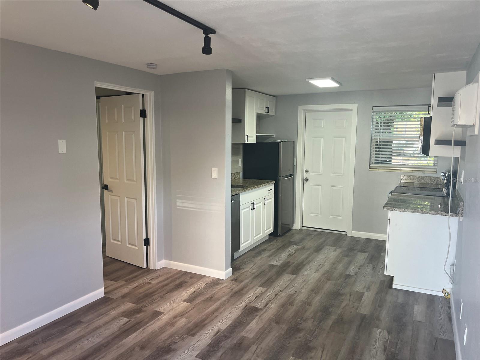 115 CLEVELAND AVE — photo 49