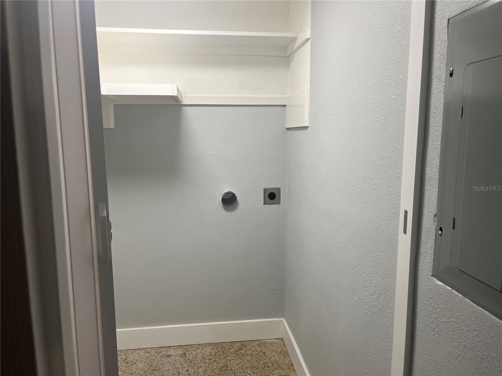 115 CLEVELAND AVE — photo 44