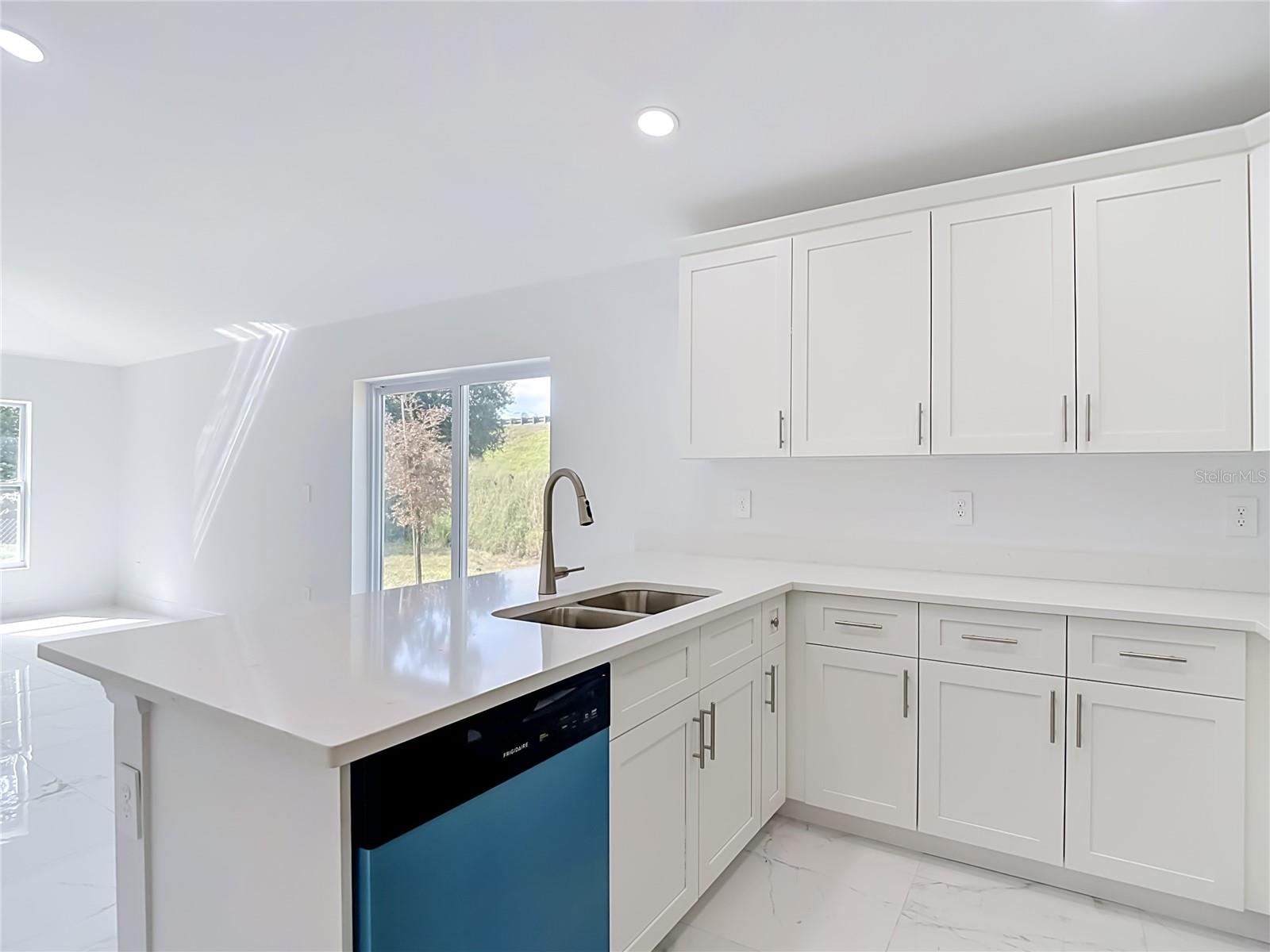 8410 N LAMAR ST — photo 14