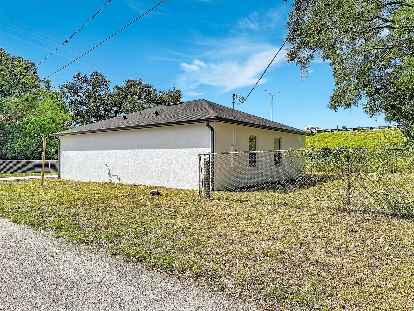 8410 N LAMAR ST — photo 42