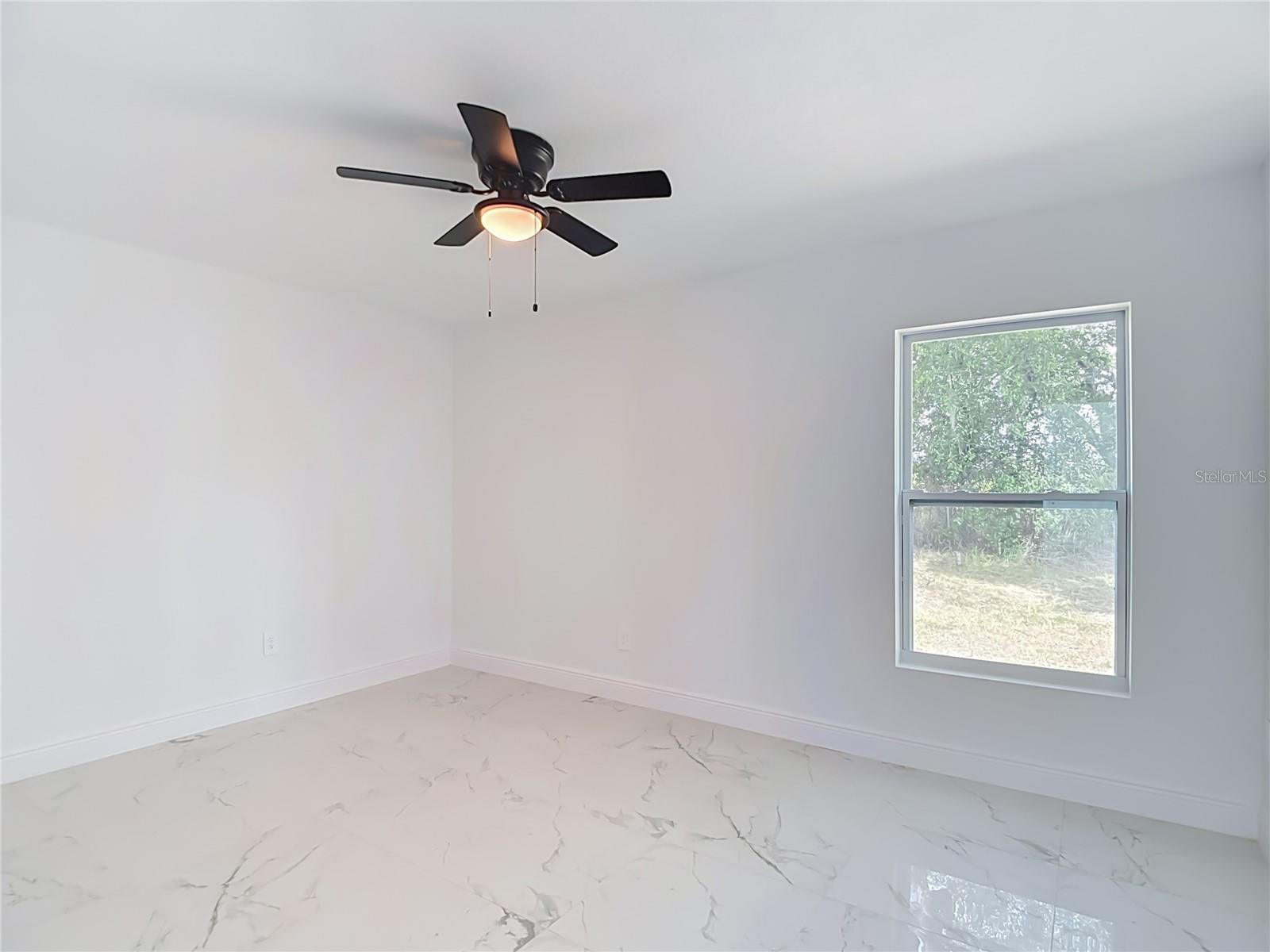 8410 N LAMAR ST — photo 31