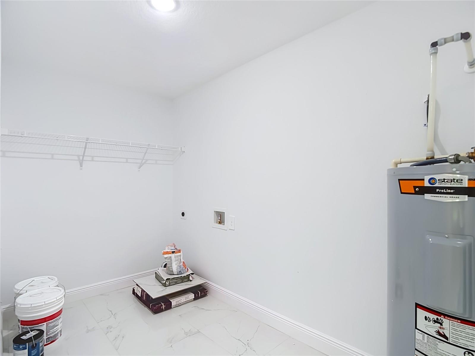 8410 N LAMAR ST — photo 33