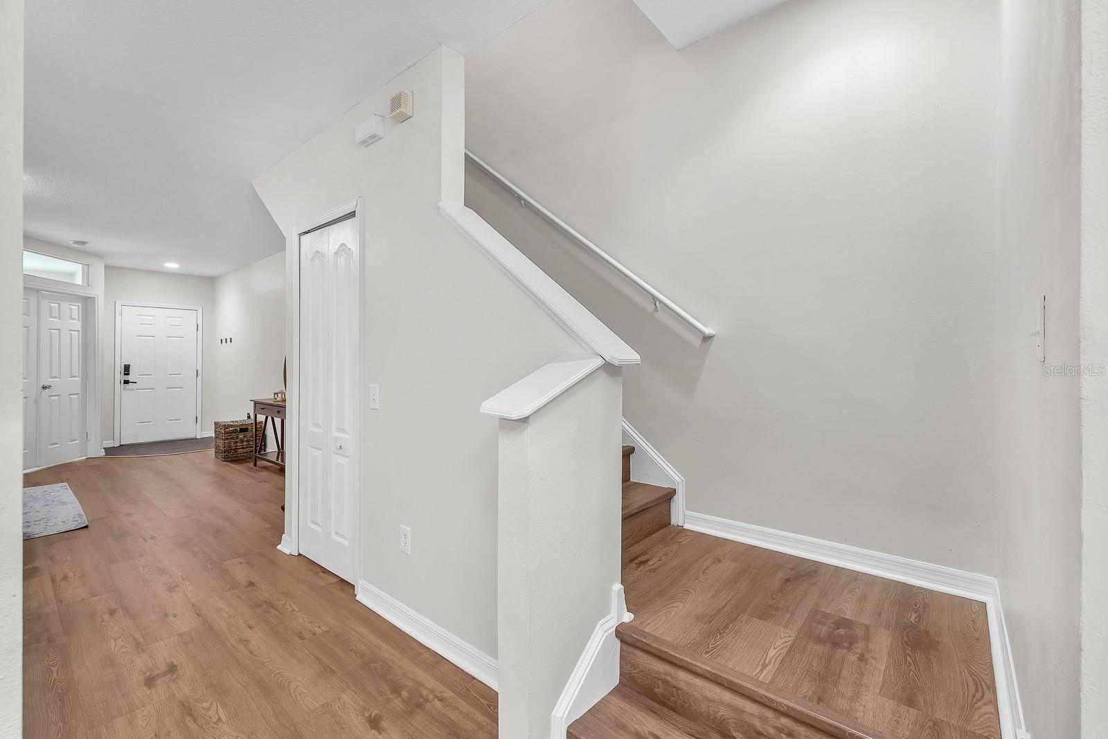 5819 FISHHAWK RIDGE DR — photo 16