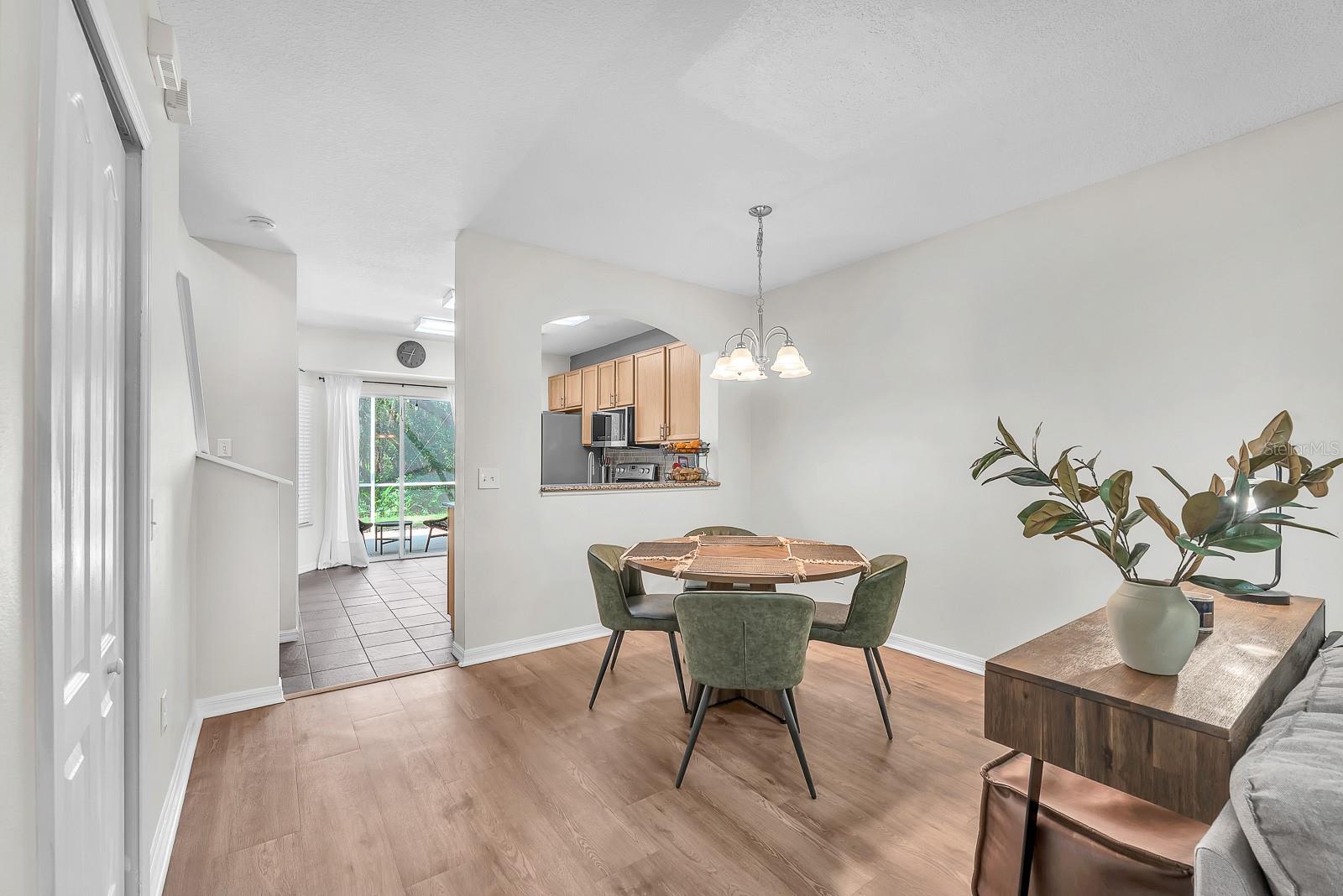 5819 FISHHAWK RIDGE DR — photo 11