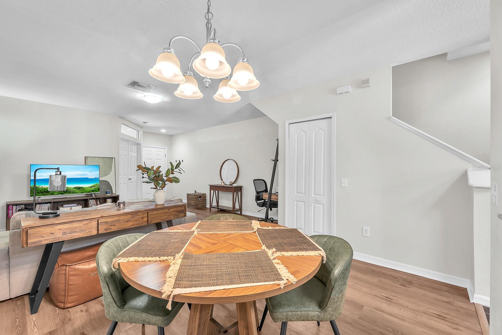 5819 FISHHAWK RIDGE DR — photo 12
