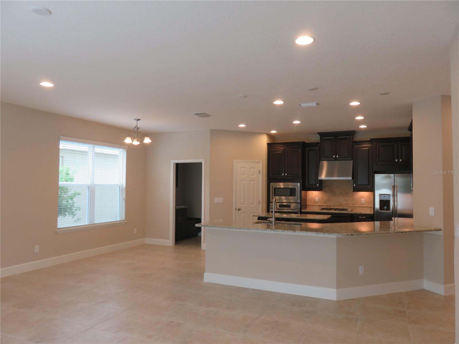 8813 TROPICAL PALM DR — photo 5
