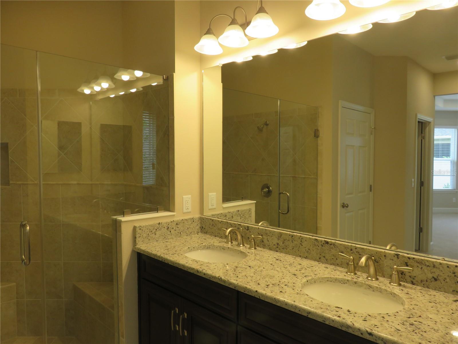 8813 TROPICAL PALM DR — photo 9